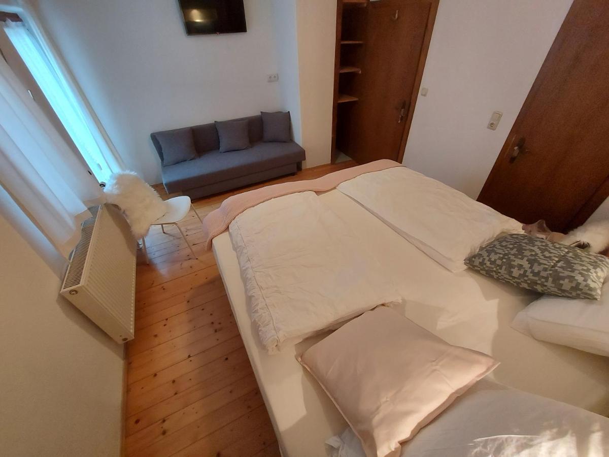 Zum Schneider Bed and Breakfast Finkenberg Buitenkant foto